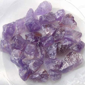 Amethyst aus Brasilien; Rohsteine Brunnen Deko Chips Rohstücke (1 kg=33 EUR)