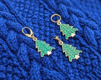 Marcador de punto de árbol de hoja perenne: registro del progreso del tejido de crochet navideño