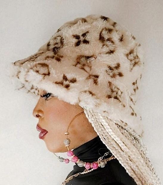 Fluffy Bucket Hat Two Different Colours Warm Fluffy Design With