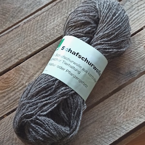 Biogarn aus Wolle kbT Bioland (Nm4/2 - 200m/100g) - naturgrau Schurwollgarn kbT - Pulloverwolle bio - Garn aus Biowolle