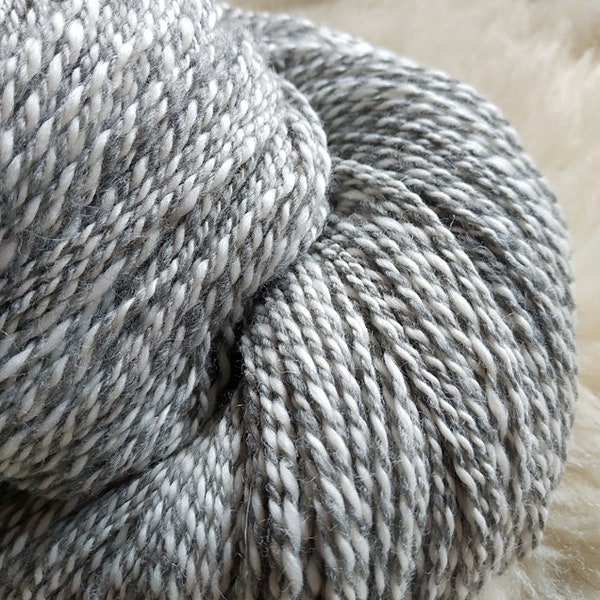 handgesponnenes Garn Bluefaced Leicester/Merino 150g/325m *Unikat*