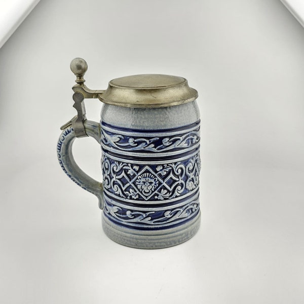 Original King Beer Stein Beer Mug,Lidded Zinn Beer Stein German Beer Mug