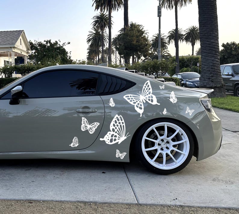 Big Butterfly Outline Livery Car Decals (80+ Colors Available) - Etsy