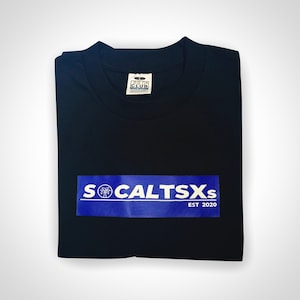 T-shirt con logo box SoCalTSXs personalizzabile - Car Merch