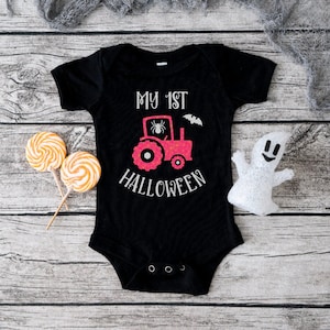 1st Halloween Baby Bodysuit - Halloween Farm Babywear