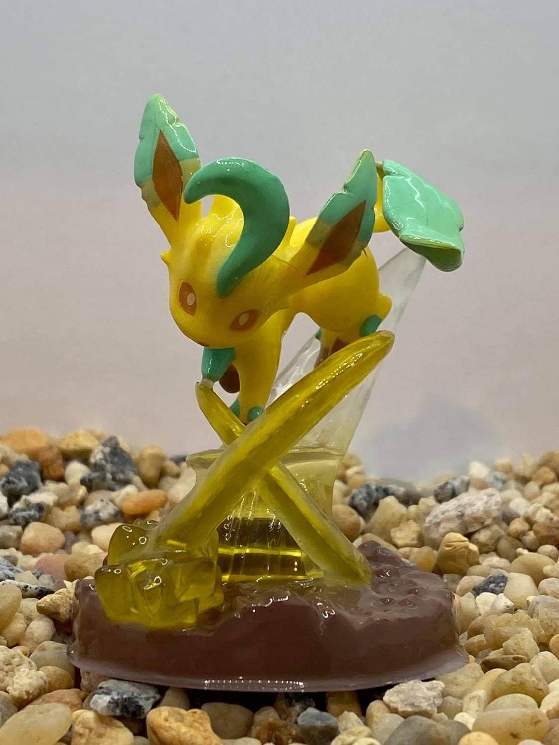 Evee Evolutions Pokémon - Picture 17 of 18