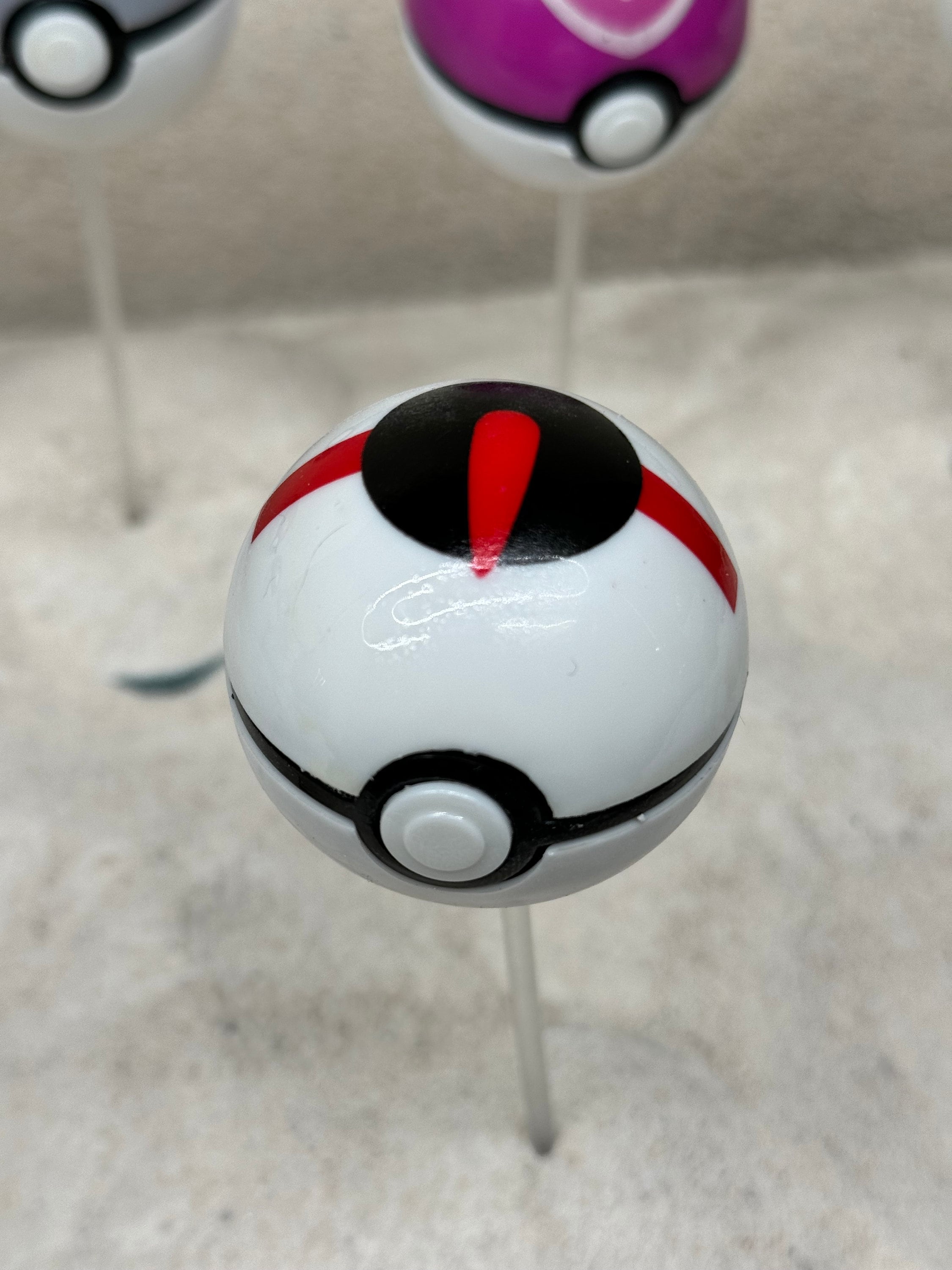 Poké Ball fish decor