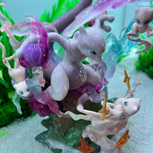 Ultra Rare Mew & Mewtwo Statue Extra Large