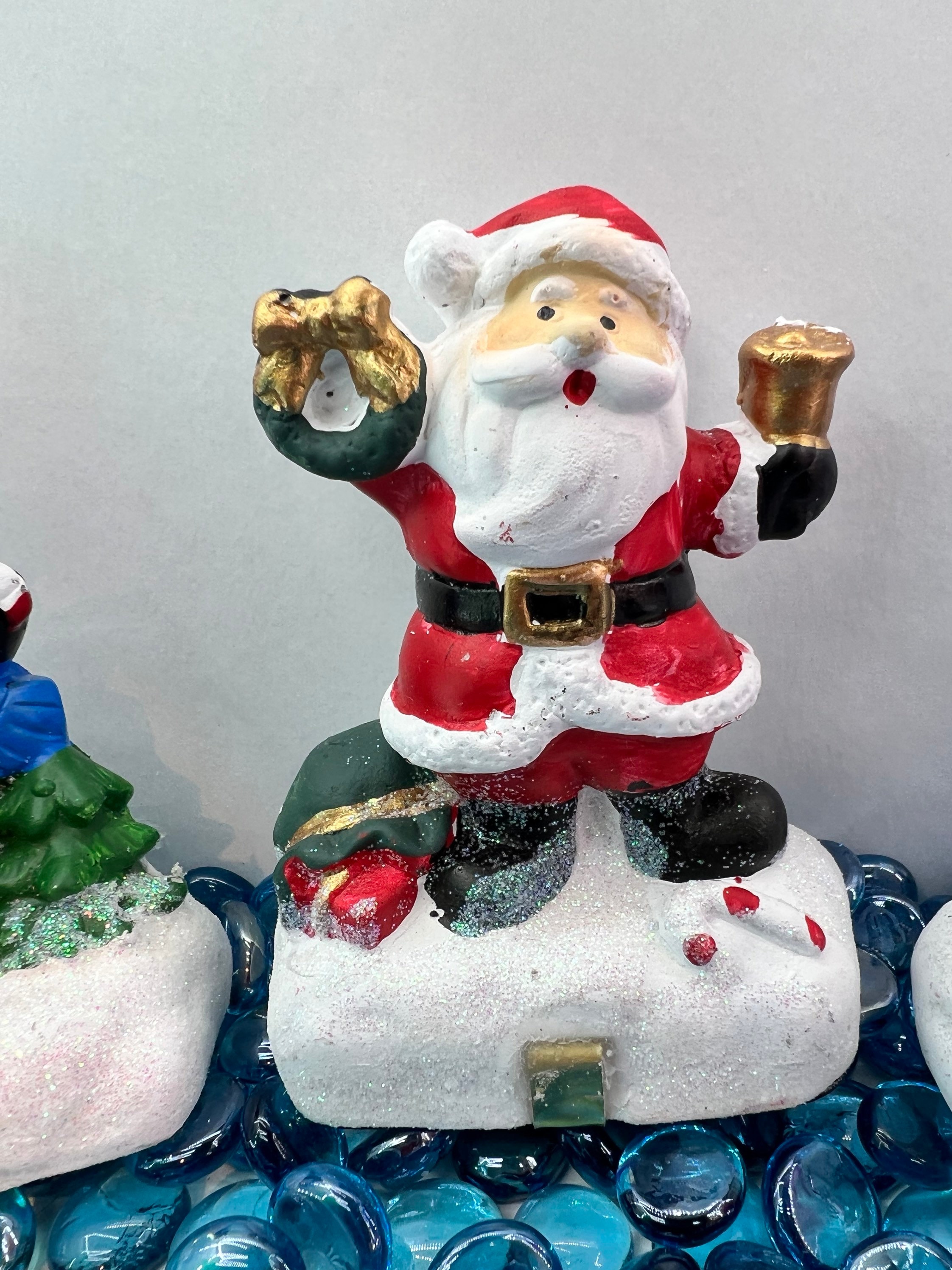 Food-Safe Christmas Aquarium Ornament: Santa, Snowman, Penguin
