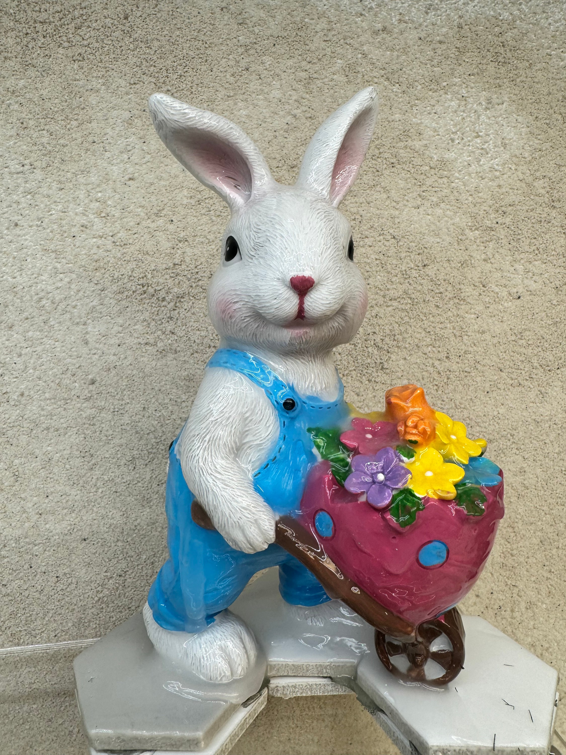 Easter Aquarium Decor