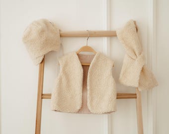 Cuddly teddy vest made of warm cotton teddy fabric in two colors Unisex for girls & boys from birth to kindergarten size 56 to 98