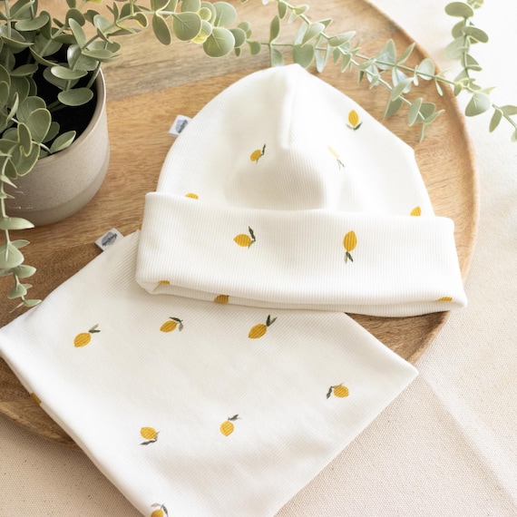Bio Mütze mit Zitronen Muster aus Rippjersey | handmade nachhaltig | für Baby, Kind, Erwachsene | Partnerlook, Geschenk-Set mit Loop