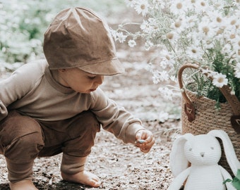 Organic corduroy baseball cap - lightweight, comfortable and non-slip for the transitional seasons - Perfect for younger and older siblings!
