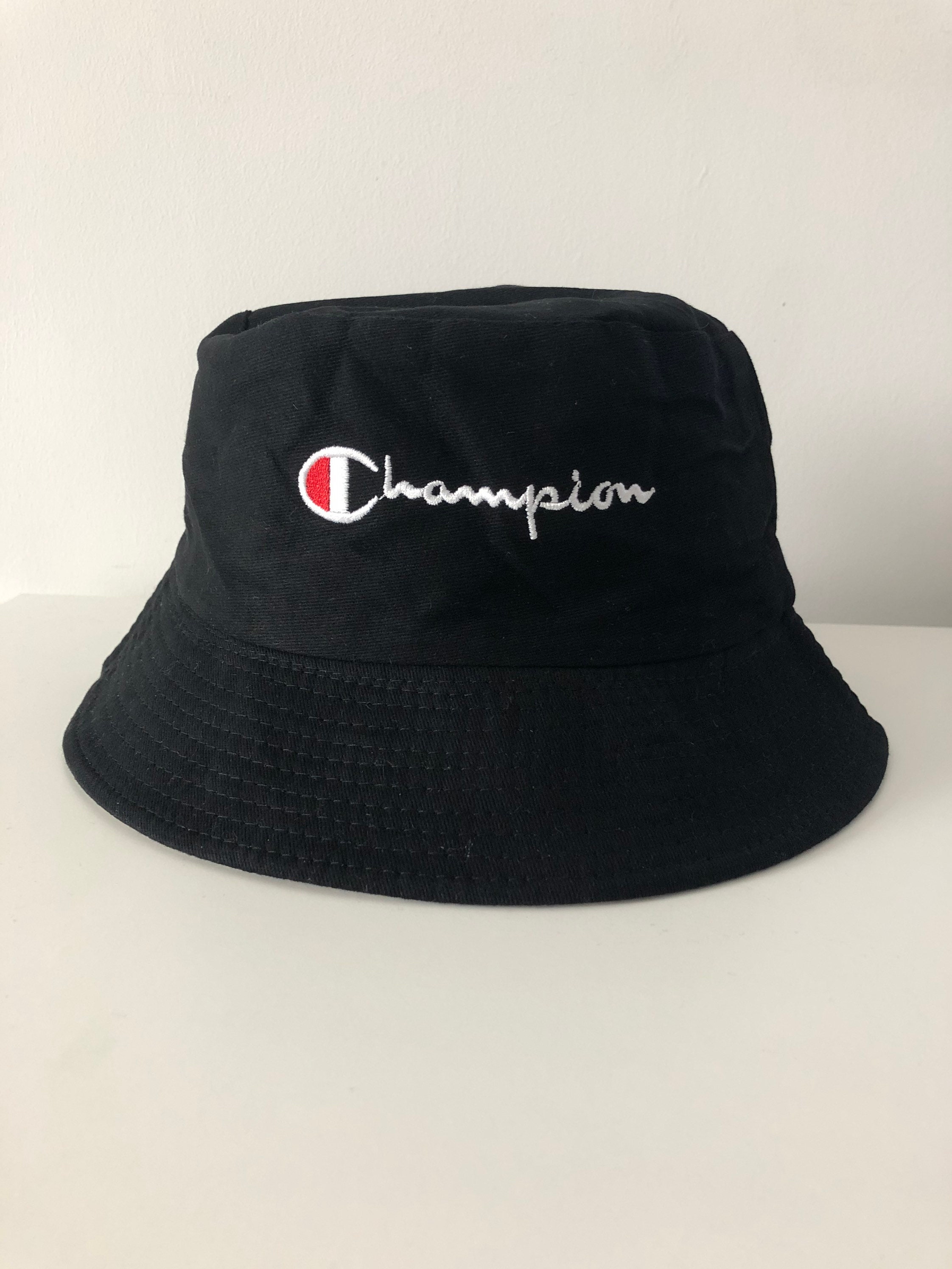 Reversible champion black and beige bucket hat. Great for Etsy