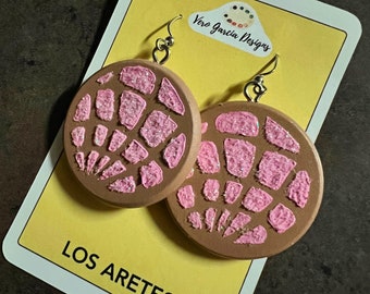 Concha Hand-painted Wooden Earrings