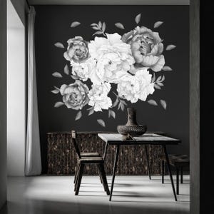 Schwarzweißer Wandaufkleber Pfingstrose: Elegantes Blumenmuster zum Abziehen und Aufkleben