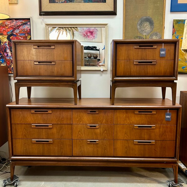 United Furniture Lowboy & Nightstands Bedroom Set - Mid Century Modern - Vintage