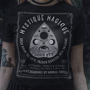 Mystique Magique、ニューオーリンズのオカルトストア、プランシェットデザイン、ユニセックスTシャツ、ユニセックスパーカー、レディースレーサーバックタンクトップ