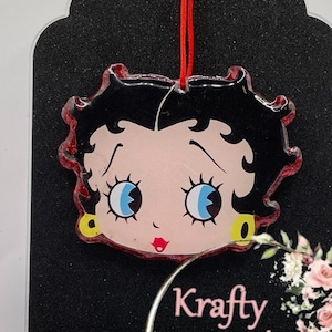 Beautiful Betty Rear View Mirror Dangling Accessory