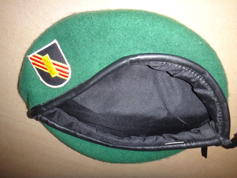 Vietnam War US Army 5th Special Forces Group 2nd LIEUTENANT Green Beret ...