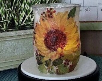 DECORATIVE Floral Light, Floral Night Light, Mother's Day Gift, Decorative Light, Lighted Decor, Lighted Decoration, Sunflower Glass Light