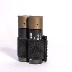 Shotgun shell holder, pouch for 2 shells