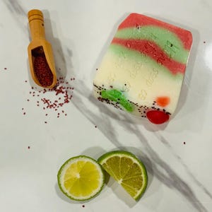 Cherry Lime Soap // Cold Process // Essential Oil Soap // vegan Soap // Bar Soap // Soap // natural Ingredients // natural soap
