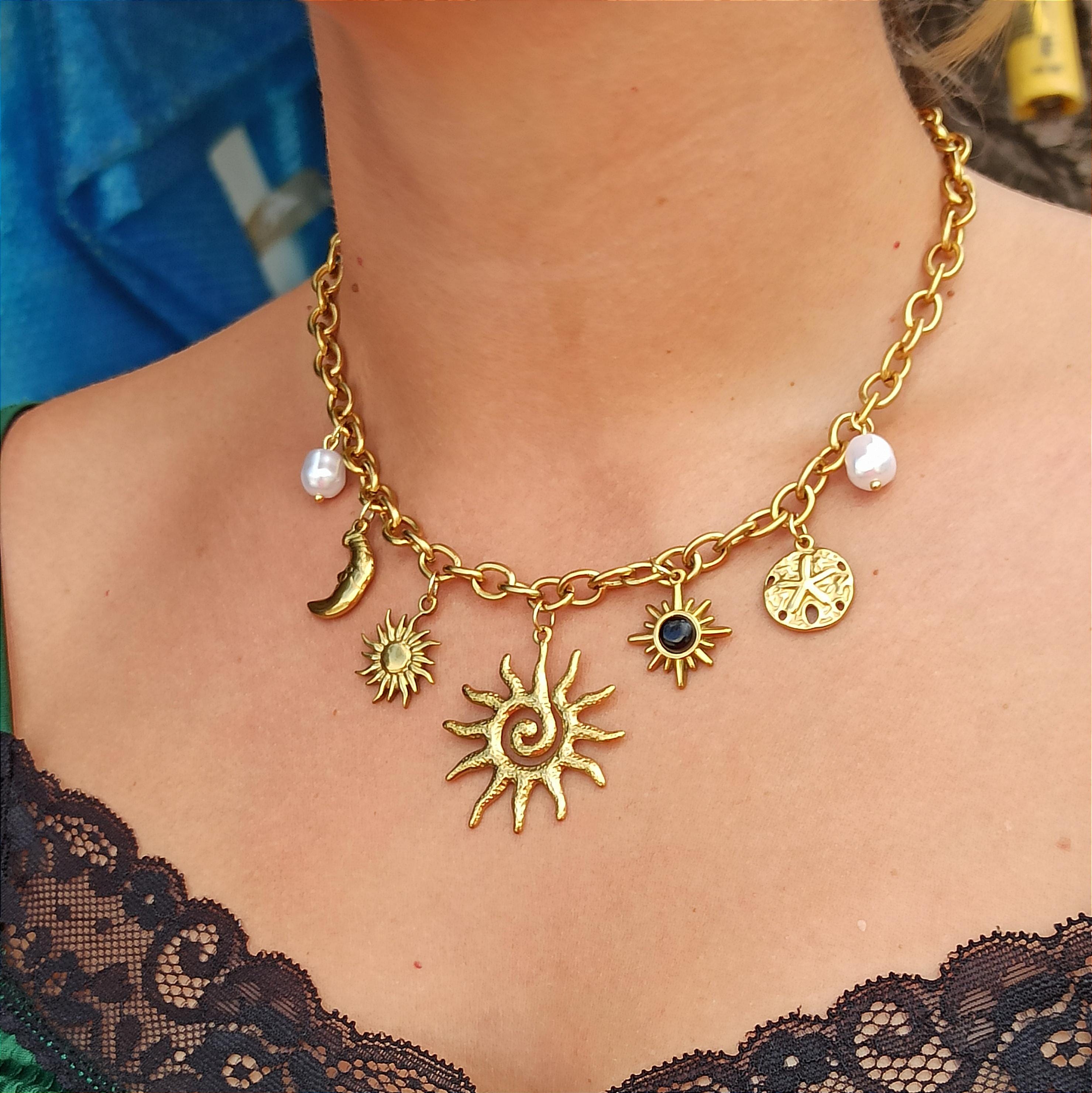 Collier Fantaisie Soleil Acier Inoxydable Doré Et Perles Bleues - Neuf Avec étiquettes