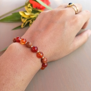 Bracelet in natural Carnelian beads and wood lithotherapy ideal serenity luck 8 mm