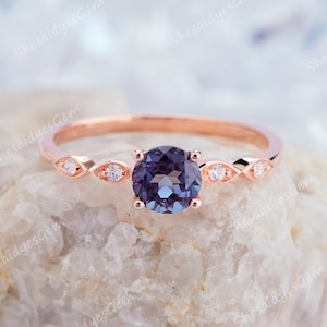 Vintage Alexandrite Engagement Ring, Rose Gold Alexandrite Diamond Wedding Ring, Round Cut Alexandrite Promise Bridal June Birthstone Ring