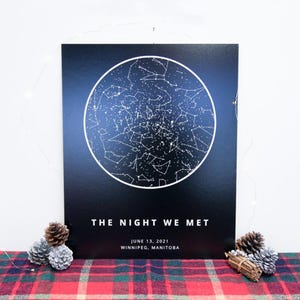 affiche de carte de la constellation | Impression de carte des étoiles personnalisée | Ciel nocturne par date | Grand-mère, grand-père, cadeau grand-parent pour son premier rendez-vous Best-seller 2025