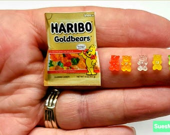 Mini Gummy Bear bag, 1:6 scale