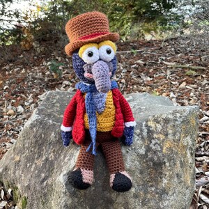 Crochet amigurumi Gonzo doll