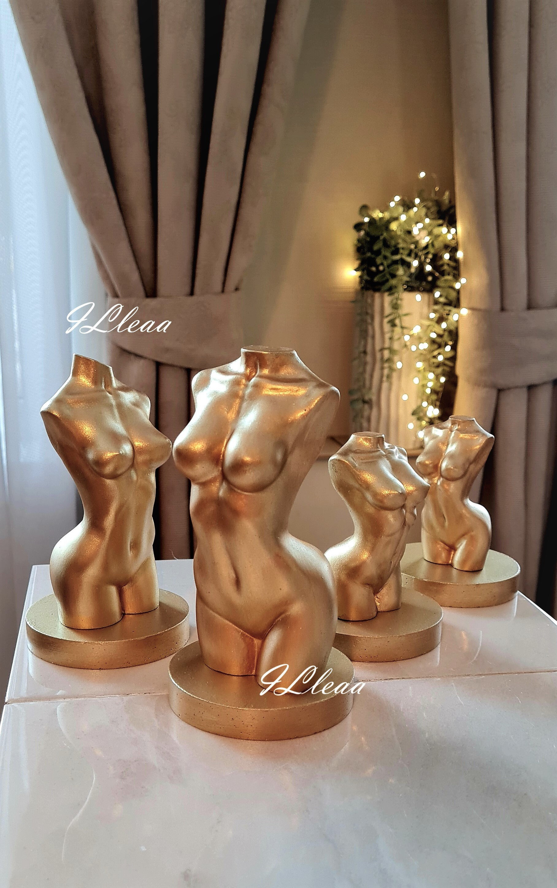 Fleabag golden statue, Woman body sculpture,  Fleabag mother statue, Gold statue, Fleabag, Fleabag mother, Gift, Female torso