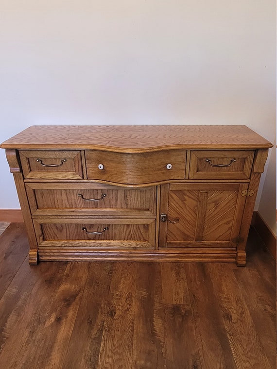 PULASKI FURNITURE Keepsakes Collection Golden Oak 60 Etsy