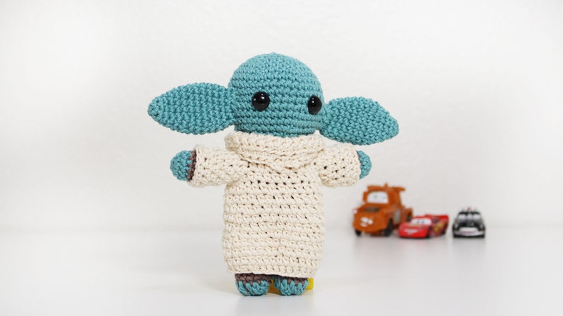 Handmade Baby Yoda Christmas Gift Idea Birthday Gift for Kids Baby Yoda Handmade Crochet Toy Plushie 100% Cotton Handmade Crochet Toy imagen 1