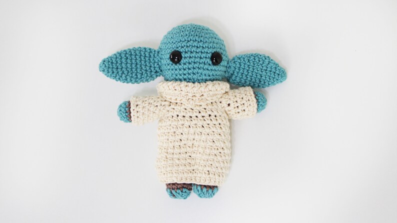 Handmade Baby Yoda Christmas Gift Idea Birthday Gift for Kids Baby Yoda Handmade Crochet Toy Plushie 100% Cotton Handmade Crochet Toy imagen 5