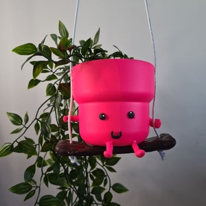 Cute plain colour character hanging planters indoor or outdoor hanging plant pots in 9 cm or 12 cm sizes