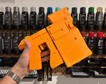 Marathon V11 Punch Cosplay Prop