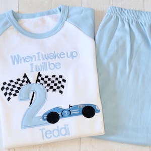 Conjunto de aniversário de carro de corrida | Conjunto Azul Personalizado | Conjunto de aniversário | Aniversariante | Primeiro aniversário | Carros | Moto