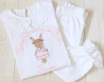 Conjunto bordado personalizado "Some Bunny Is ONE"