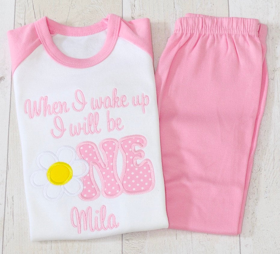 Set di compleanno Daisy / Set rosa personalizzato / Fiori / Bambina festeggiata / Regalo di compleanno / Compleanno / Groovy / Hippy