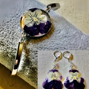 Violet Whispers" – Real Pressed Viola Flower Jewelry Set – Handmade Bracelet and Dangle Earrings – Botanical Resin Gift for Her