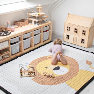 Love by Lily - große Spieldecke für Babys und Kinder - Mr. Obmann Löwe - rollen und krabbeln lernen und genießen