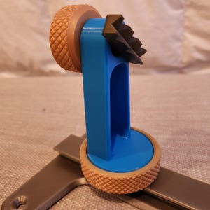Support de carte PCB réglable - Pince à souder imprimée en 3D pour établi électronique