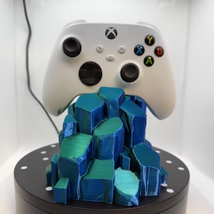 Quartz Controller Stand – HoloProps 3D Printed Gaming Accessory, Fantasy Gamer Gift, Desk Organizer