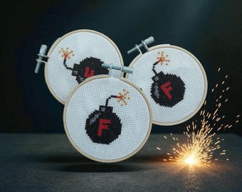 Bordado divertido con bomba F, marco de bambú, arte con blasfemias