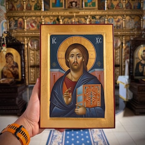 Icono ortodoxo de Cristo Pantocrátor – Icono bizantino pintado a mano sobre madera – Pan de oro de 23,75 quilates – Temple al huevo – Listo para enviar – 30 x 20 cm