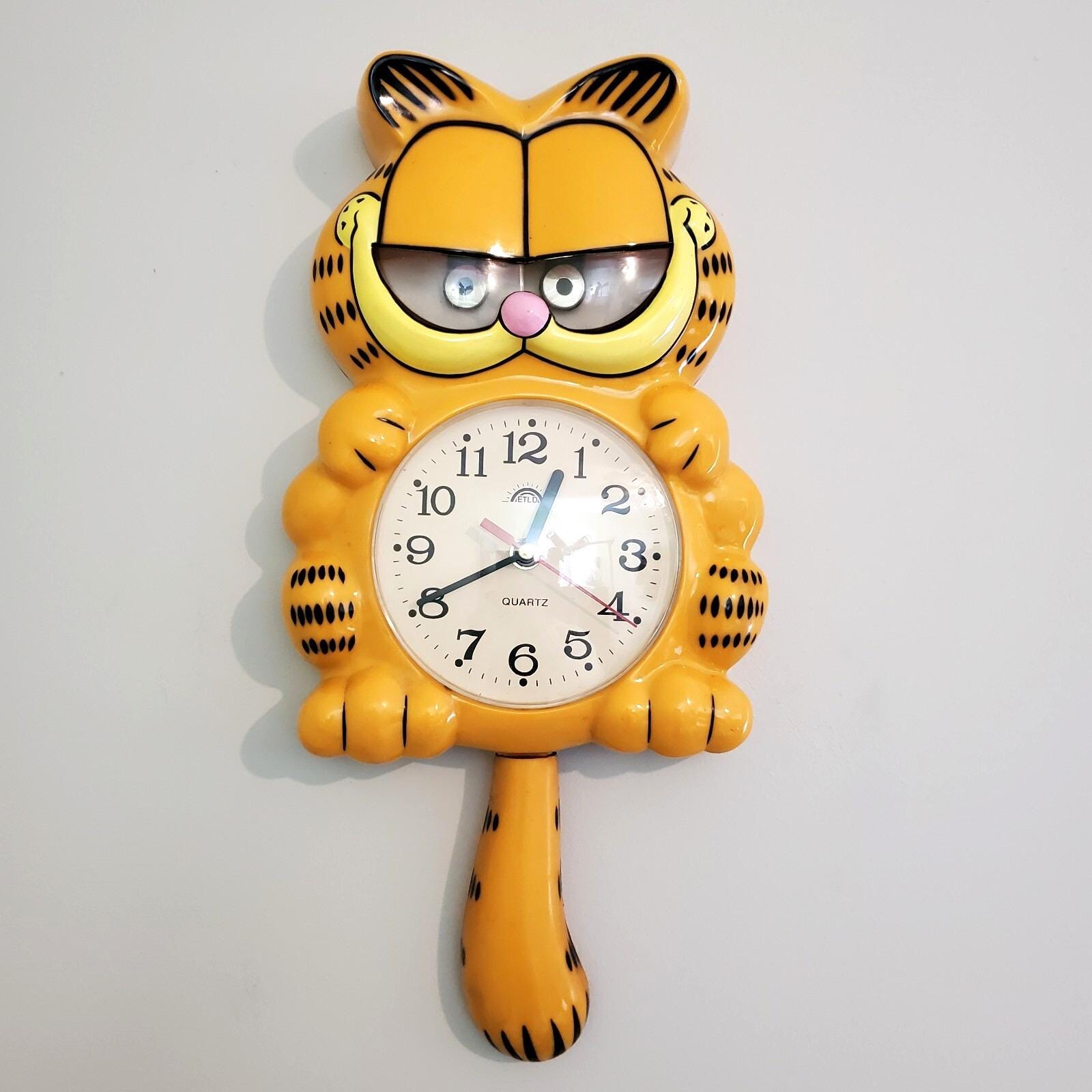 VTC Orange Garfield Wall Clock Tail Pendulum 80s Vintage Cat Clock
