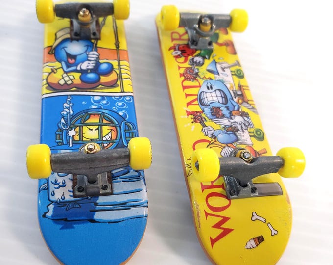 Lot De 2 Skateboards Complets Vintage World Industries - Wet Willy & Flame - Occasion
